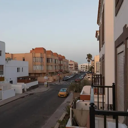 Luna De Lobos: Bright And Cozy In Bristol Apartmán *